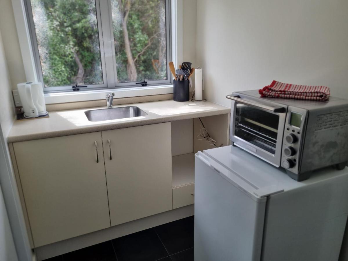 Tree House Apartment Taieri Mouth Ngoại thất bức ảnh